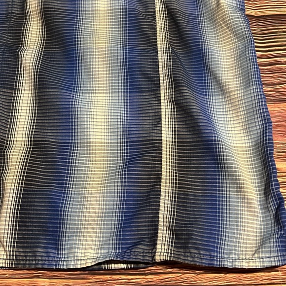 Columbia Omni-Shield Button Down Shirt - Picture 3 of 10